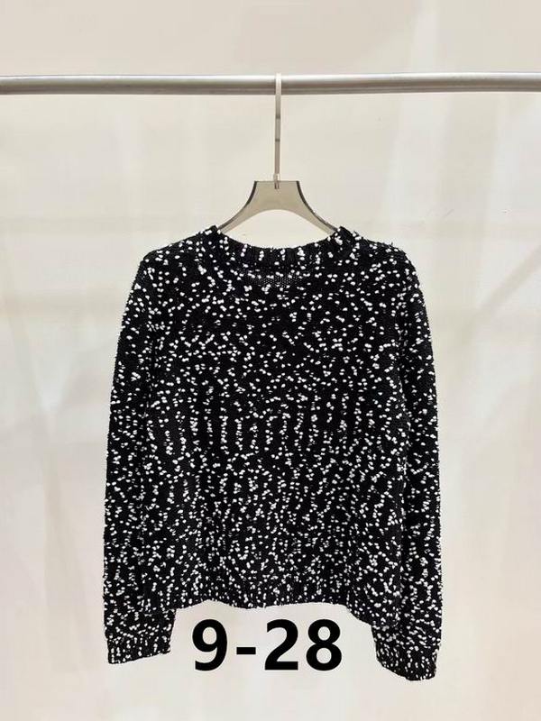 Chanel Women's Sweater 137